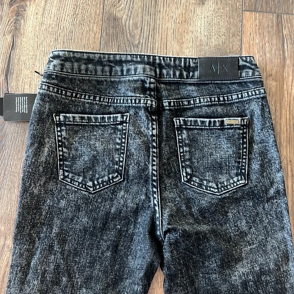 NWT Armani Exchange Vintage Black Wash Freyed Zipper Hem Size 26 - Picture 11 of 16